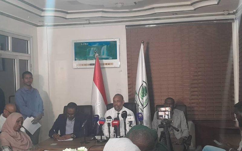 وزير الصحة الإتحادي يطلق نداء لاعادة إعمار المستشفيات