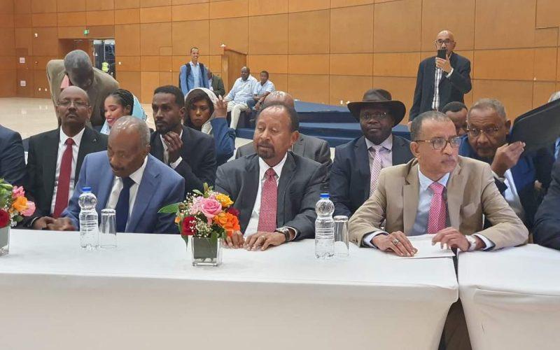 “لبحث الأزمة السودانية”.. حمدوك على رأس وفد من تنسيقية “تقدم” في زيارة إلى القاهرة (الجمعة)