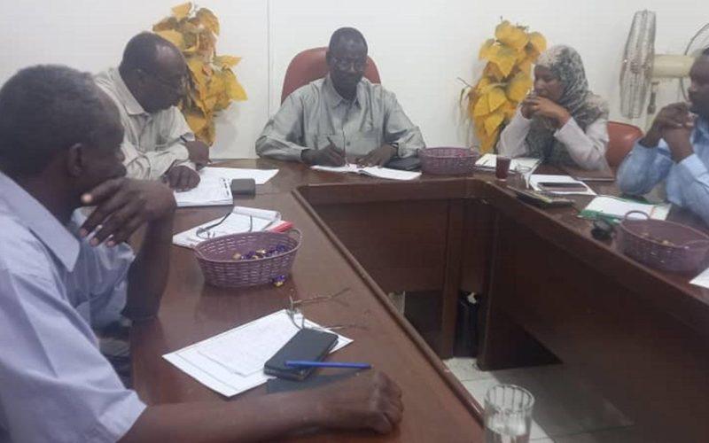 اجتماع تنسيقى بين مدير عام المالية ومدير عام الصحة