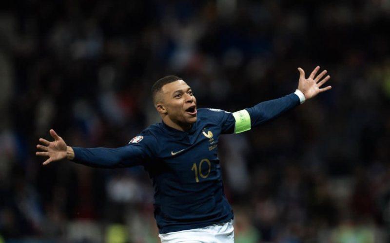 ماكرون يأمل مشاركة مبابي مع فرنسا في الأولمبياد