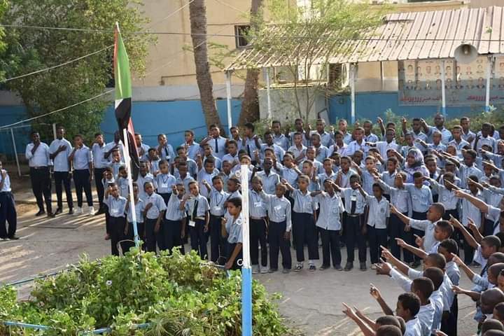 بعد توقف لعام بسبب الحرب..  البحر الأحمر تستأنف الدراسة غداً الأحد 