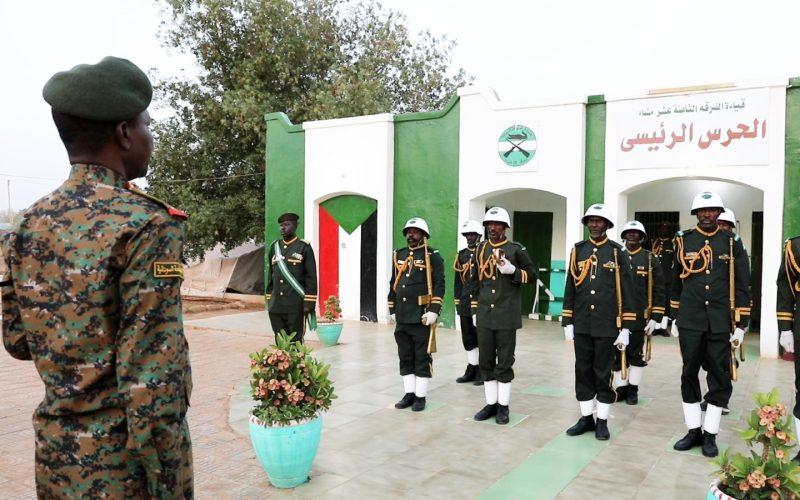 شمس الدين كباشي يصل قيادة فرقة الجيش بكوستي