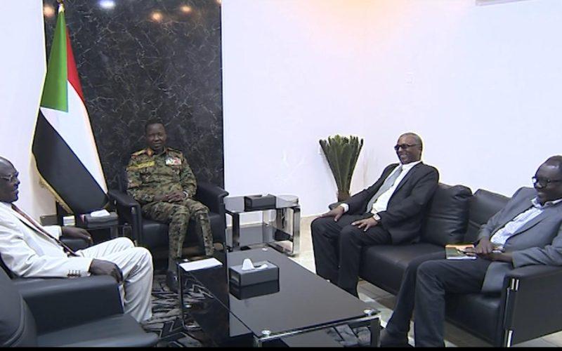 كباشي يبحث مع جرهام دعم الخطاب الوطني واعمال الشفافية