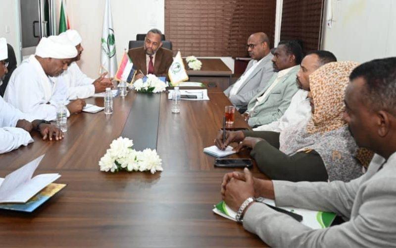 وزير الصحة الإتحادي المكلف يلتقي وفد الإدارة الأهلية والريف بولاية الخرطوم