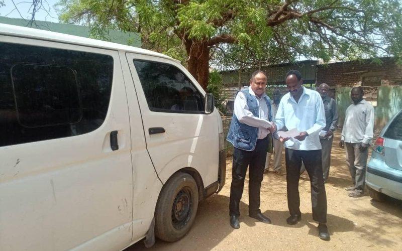 وزير الصحة يتفقد سير العمل بمستشفى سنار