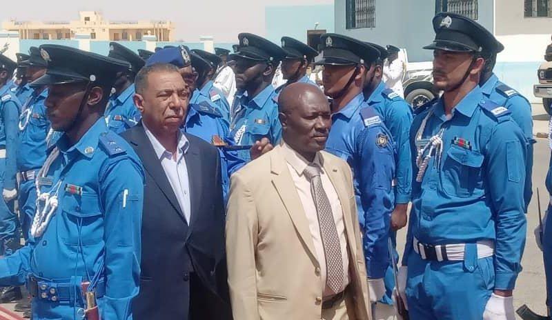 والي الشمالية ووزير الداخلية يبحثان مجمل الاوضاع الأمنية بالولاية