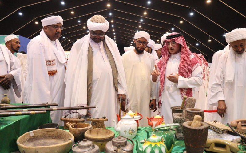 القنصل السوداني بجدة يلتقي رئيس الجامعة الاسلامية بالمدينة المنورة د. العوفي