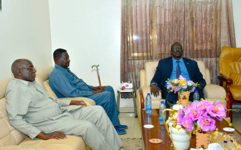 بادى يطلع على الترتيبات الجارية لتخريج 1000 مستنفرا