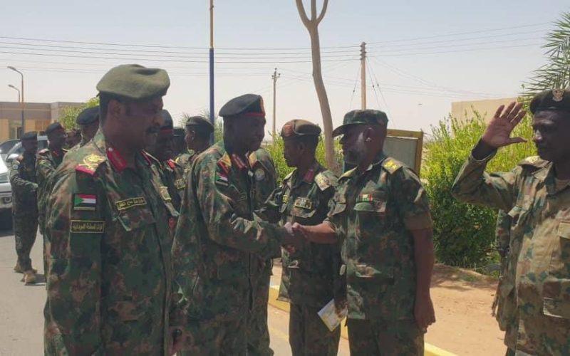 قائد الدفاع الجوي يتفقد قيادة الفرقة(19) مشاة مروي