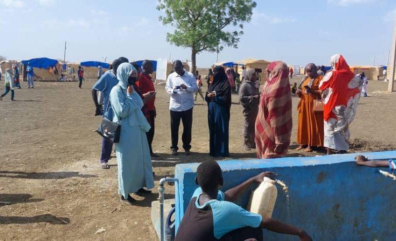 القضارف: فريق صحي يقف على اوضاع النازحين بمعسكر قرية حنان