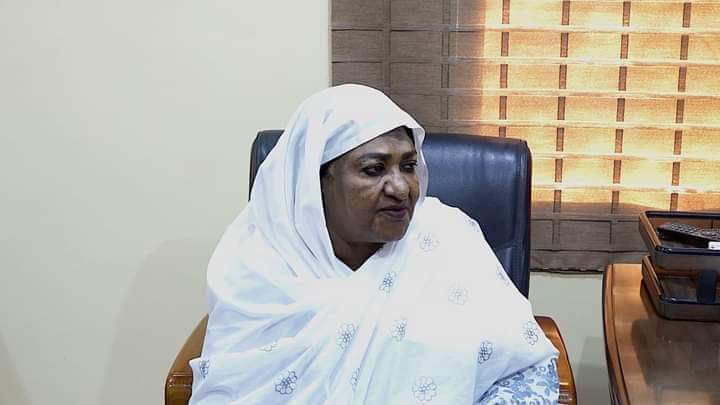 وزير الصناعة : المليشيا تدمرت المنشأت الصناعية بعمل ممنهج