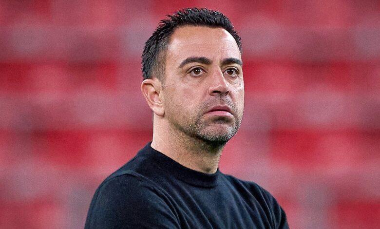 برشلونة يقيل رسمياً مدربه تشافي هيرنانديز