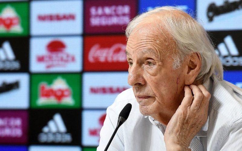 وفاة مدرب الأرجنتين السابق سيسار لويس مينوتي