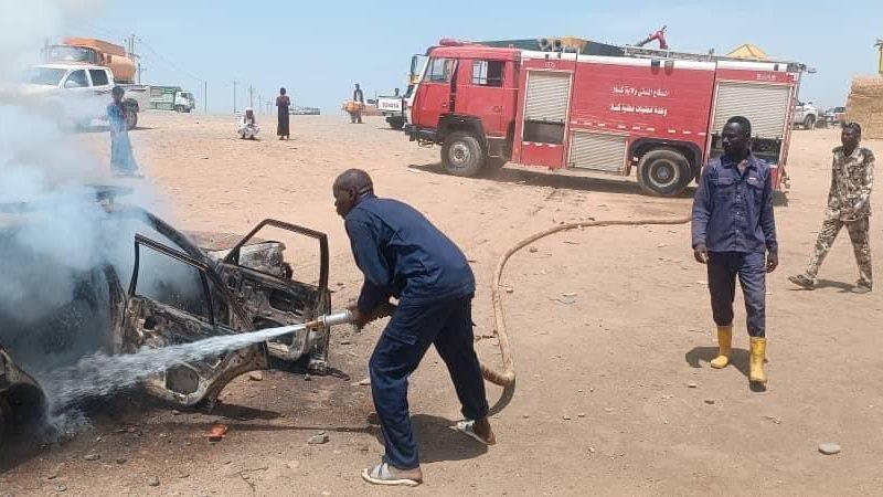 الدفاع المدنى كسلا يسيطر على حريق شب فى طلمبة وقود