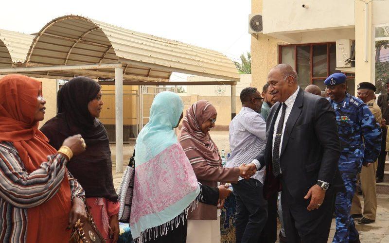 وزير الطاقة والنفط: العاملين في القطاع يواصلون العمل في ظروف حرجة