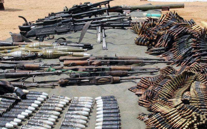 الاستخبارات تضبط كميات كبيرة من الأسلحة والذخائر بالولاية الشمالية