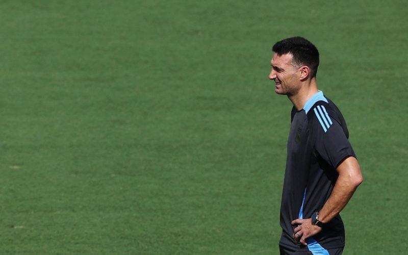 سكالوني مدرب الأرجنتين‭:‬ التوازن‭ ‬عامل رئيسي في اختيار خط الهجوم