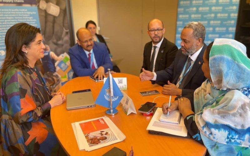 وزير الصحة الإتحادي يلتقي المدير الاقليمي لمنظمة الصحة العالمية لشرق المتوسط