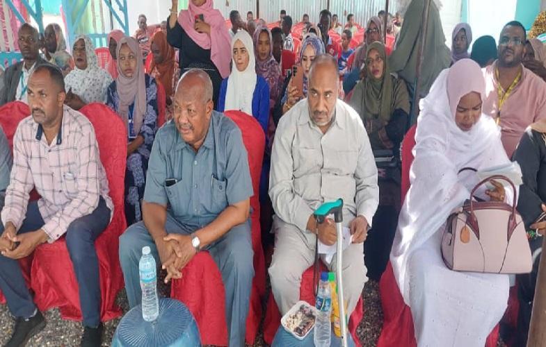 امين عام حكومة القضارف يفتتح مركز خدمة قضايا النساء