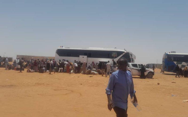 معبر ارقين تستقبل اكثر من ٧٠٠ سودانيا مرحلا من مصر