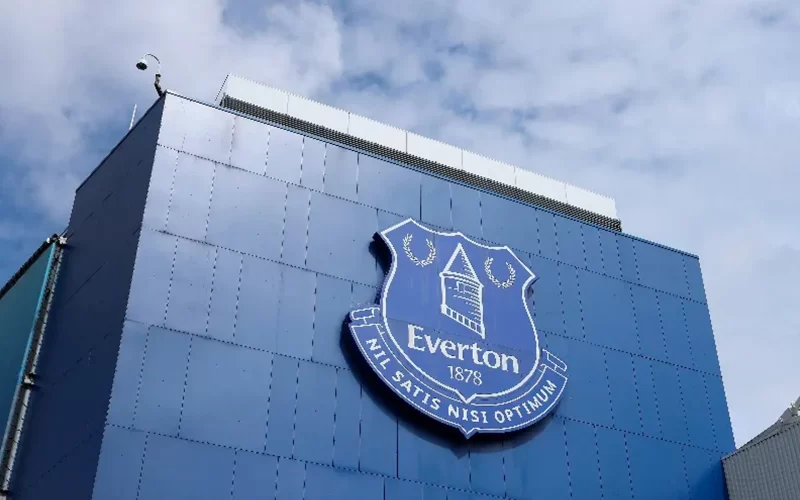 فشل صفقة استحواذ شركة أسهم أمريكية على إيفرتون