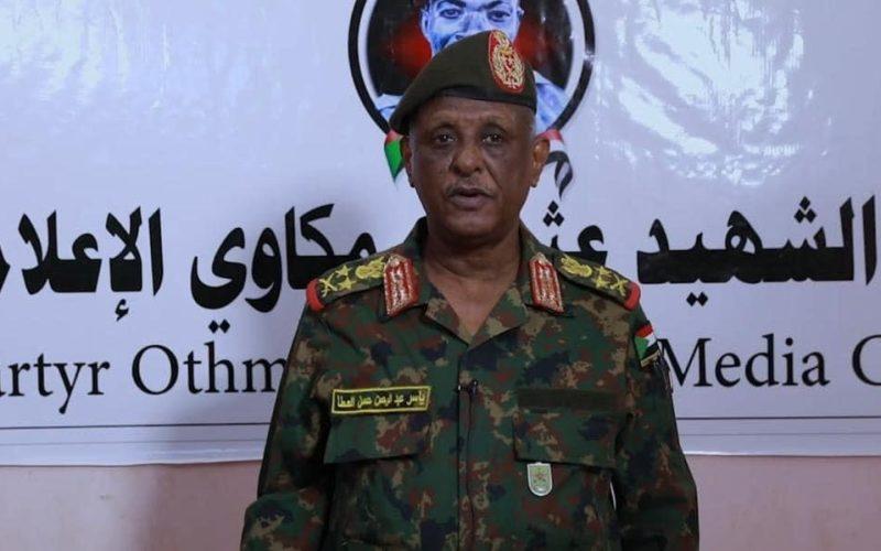 الفريق أول ركن ياسر العطا يزور مركز الشهيد.عثمان مكاوي الاعلامي العسكري