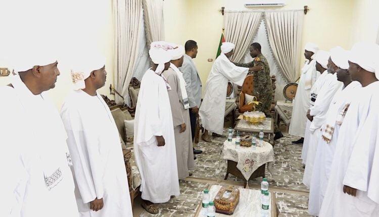 كباشي يبلغ الرزيقات أهمية جمع الصف ونبذ العنصرية