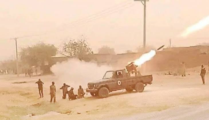 تجدد الاشتباكات يخلف موجة نزوح كبيرة بالفاشر