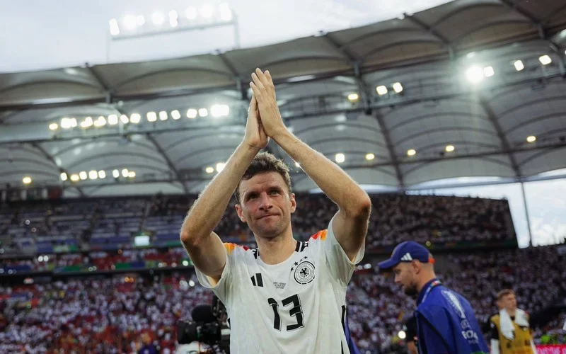 بعد الإقصاء من البطولة ..توماس مولر يعلن اعتزاله دولياً