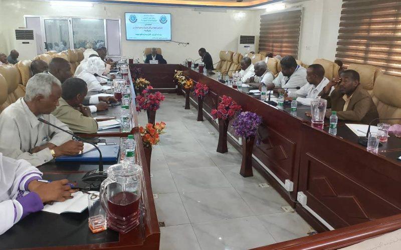 لجنة مراجعة مراكز الايواء بالنيل الأبيض توصي باخلاء المدارس من الوافدين