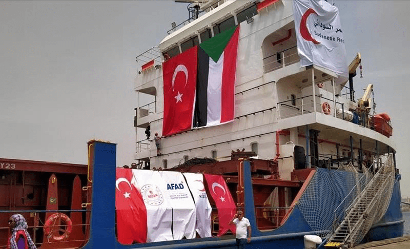سفينة تركية تصل بورتسودان تحمل مساعدات غذائية