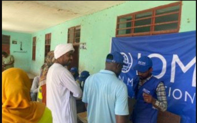 الهجرة الدولية تشرع في توزيع مبالغ نقديةللمجتمعات المستضيفةبدنقلا