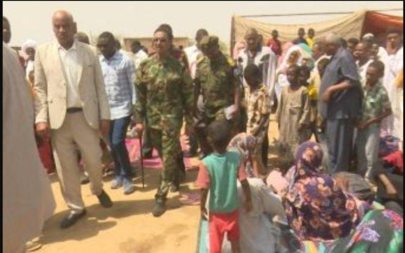 والي كسلا يتفقد المواقع البديلة لإيواء النازحين