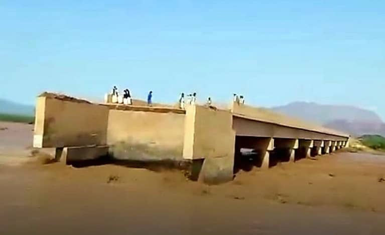 انهيار كوبري دولبياي وعزل منطقة شرق السودان