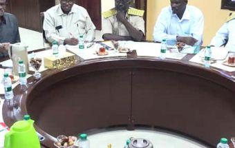 اجتناع لوالي القضارف يناقش مرتبات العاملين بالولاية