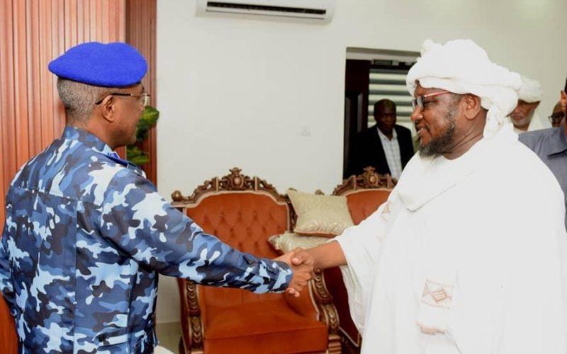 المدير العام لقوات الشرطة يلتقى رئيس وفد ولاية غرب كردفان