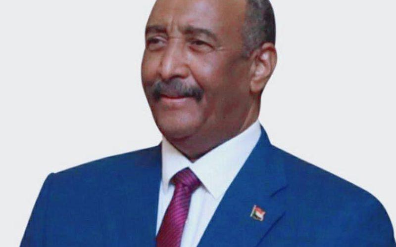 البرهان يوجّه بإنشاء مراكز لمعالجة الناجيات من العنف والإنتهاكات