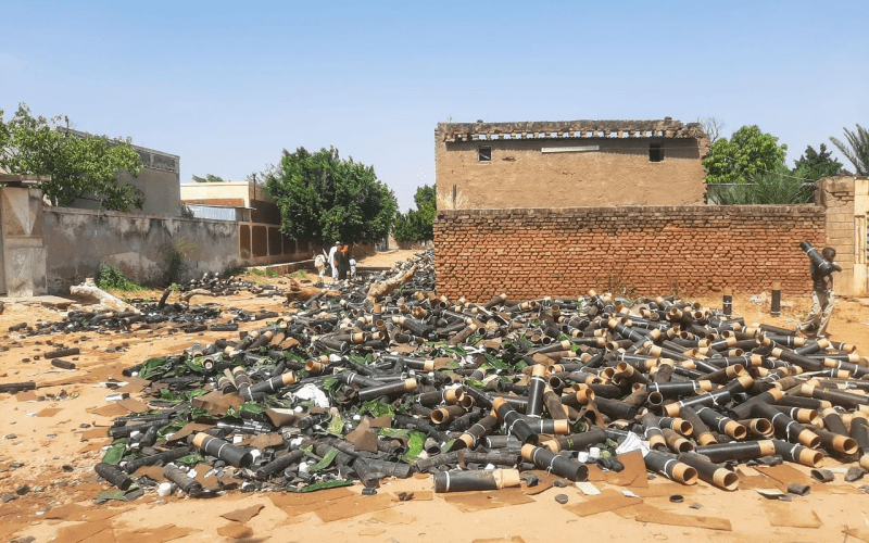 بينهم أطفال .. مقتـل وإصابة 20 شخص بينهم جراء اشتباكات بنيالا