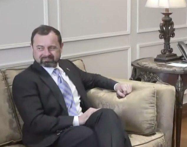 المبعوث الأميركي يكشف عن محادثات مع الجالية السودانية بمصر