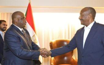 البرهان يبحث مع رئيس مجلس إدارة البنك الإفريقي أوجه التعاون المشترك