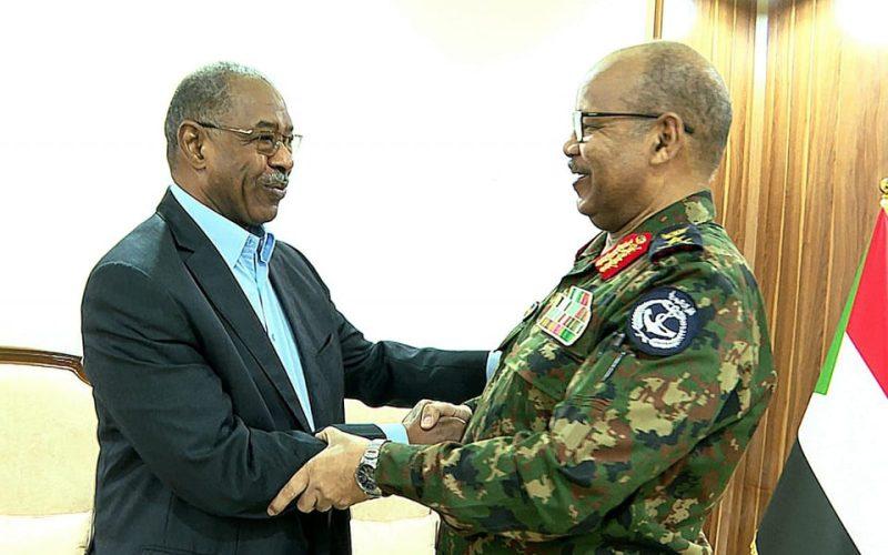 إبراهيم جابر يشيد بأداء المنتخب الوطنى وإنتصاراته الأخيرة