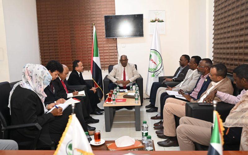 وكيل الصحة الإتحادية المفوض يلتقي سفير دولة إندونيسيا