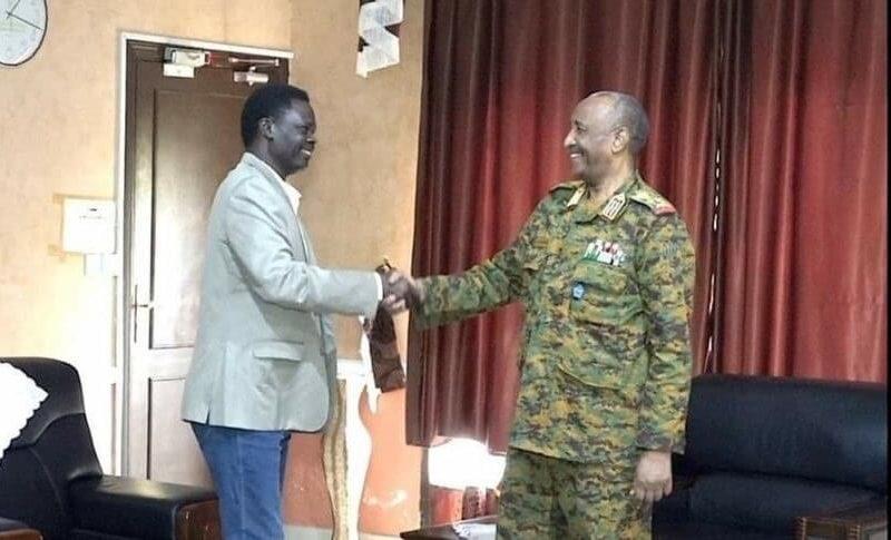 مناوي يكشف عن رفضه رشوة من المليشيا و “الكفيل” لتأييد” الإطاري ومحاربة الجيش