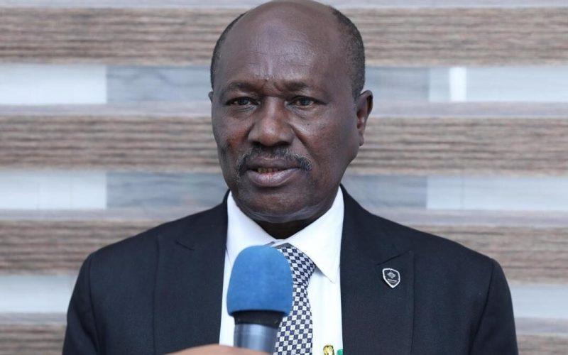 وزير الداخلية السوداني يُشدد على  عدم تسييس تقديم المساعدات الإنسانية