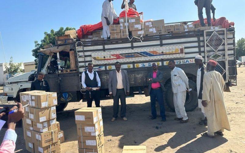 بعد انقطاع .. وصول كميات كبيرة من الأدوية والمستلزمات الطبية لبرامج مكافحة الإيدز والدرن والملاريا لولاية شرق دارفور