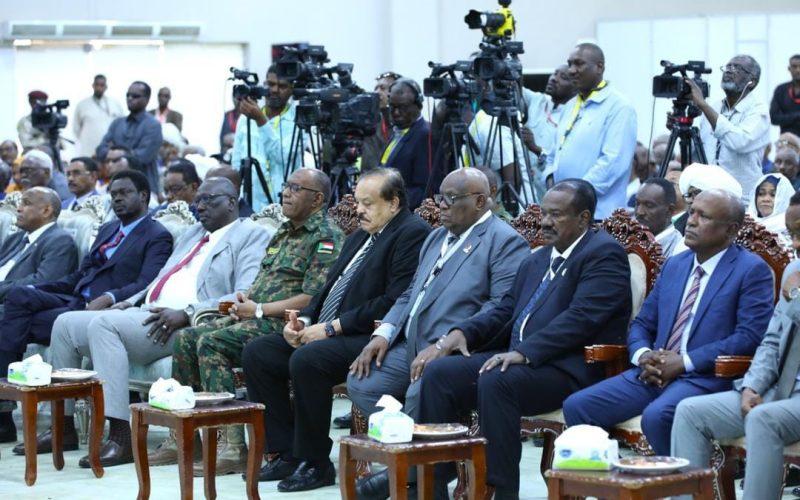 وكالة السودان للانباء تجري استطلاعات وسط المشاركين في المؤتمر الاقتصادي الأول لمواجهة تحديات الحرب