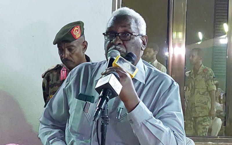 والي نهر النيل يشهد انطلاق النفرة الكبرى لامتحانات الشهادة الثانوية للدفعة المؤجلة٢٠٢٣م