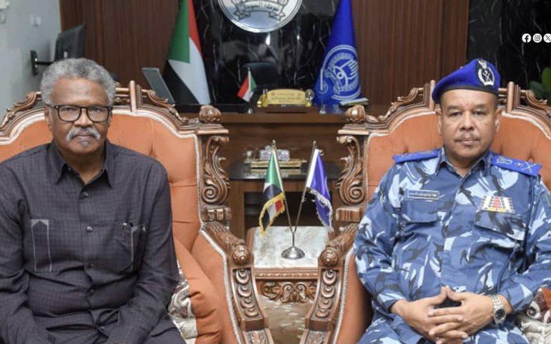 اجتماع يناقش الأوضاع الأمنية والجنائية بولاية القضارف