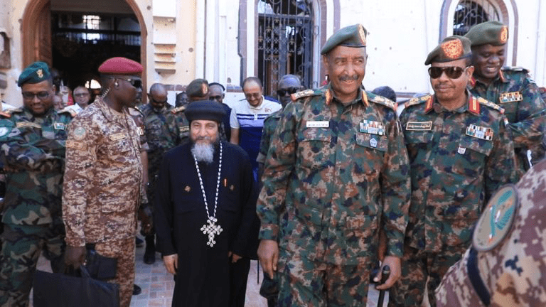 البرهان يلتزم بإعادة تأهيل الكنيسة في أم درمان