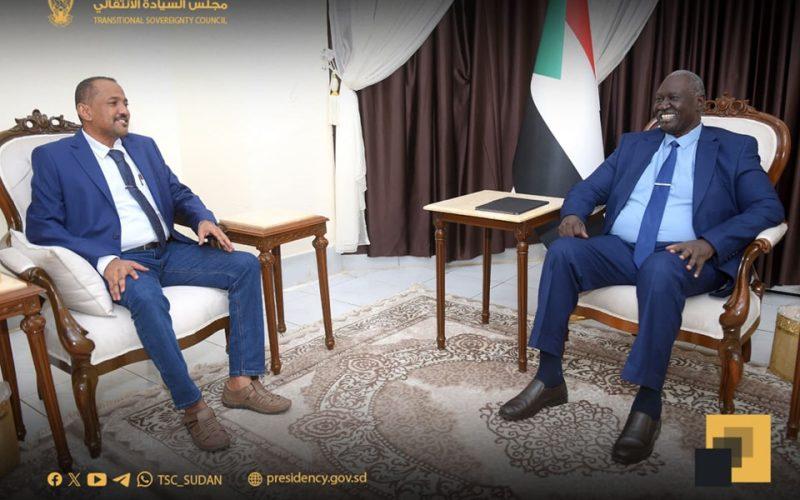 عقار يوجه بالتوسع في مواعين تقديم خدمات التأمين  الصحي للمواطنين